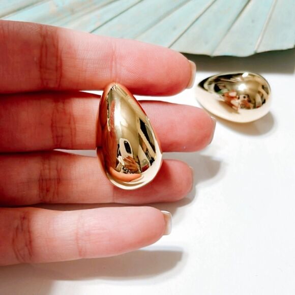 Gold geo bean stud earrings #170 - Picture 2 of 4